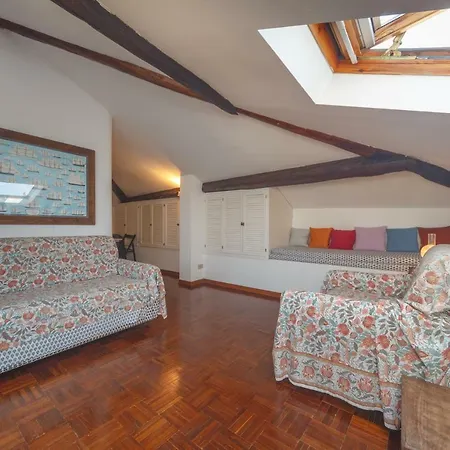 Casa Costanza *